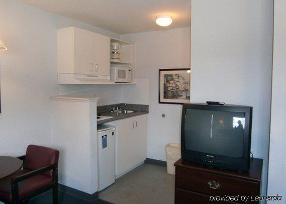 Hometowne Studios By Red Roof Gainesville, Ga Chambre photo