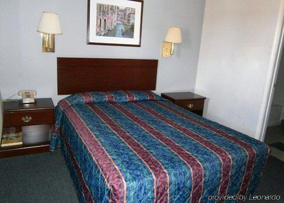 Hometowne Studios By Red Roof Gainesville, Ga Chambre photo